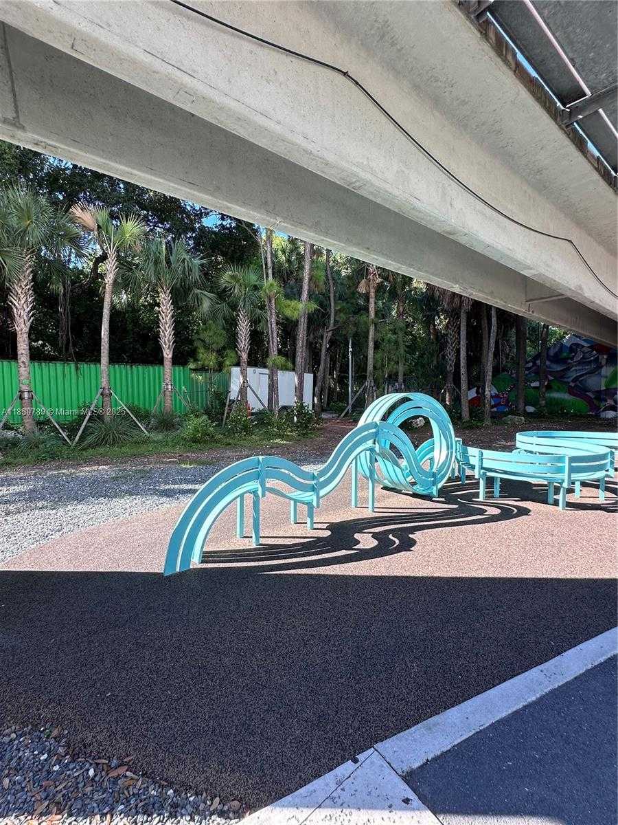 Small Image of 1600 SOUTH WEST 1ST AVE #605, Miami Number 31