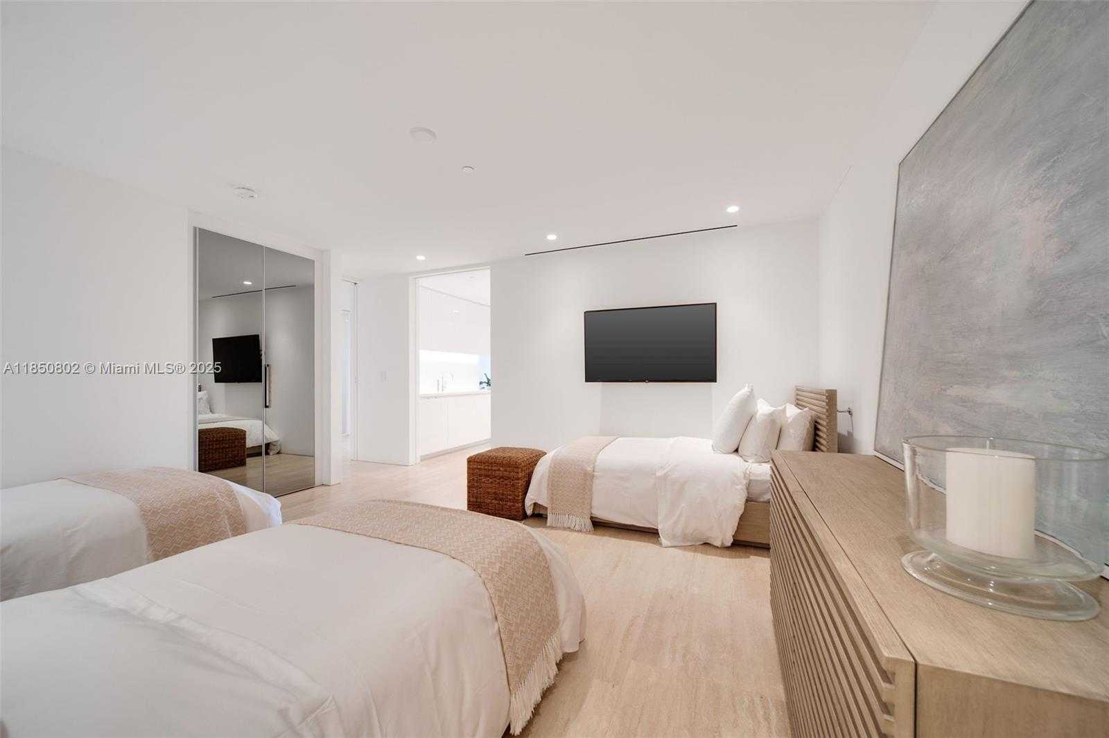 Small Image of 9001 COLLINS AVE #S-605, Surfside Number 38