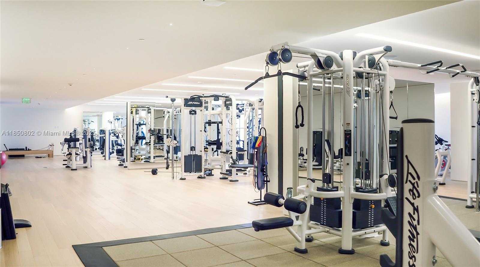Small Image of 9001 COLLINS AVE #S-605, Surfside Number 47