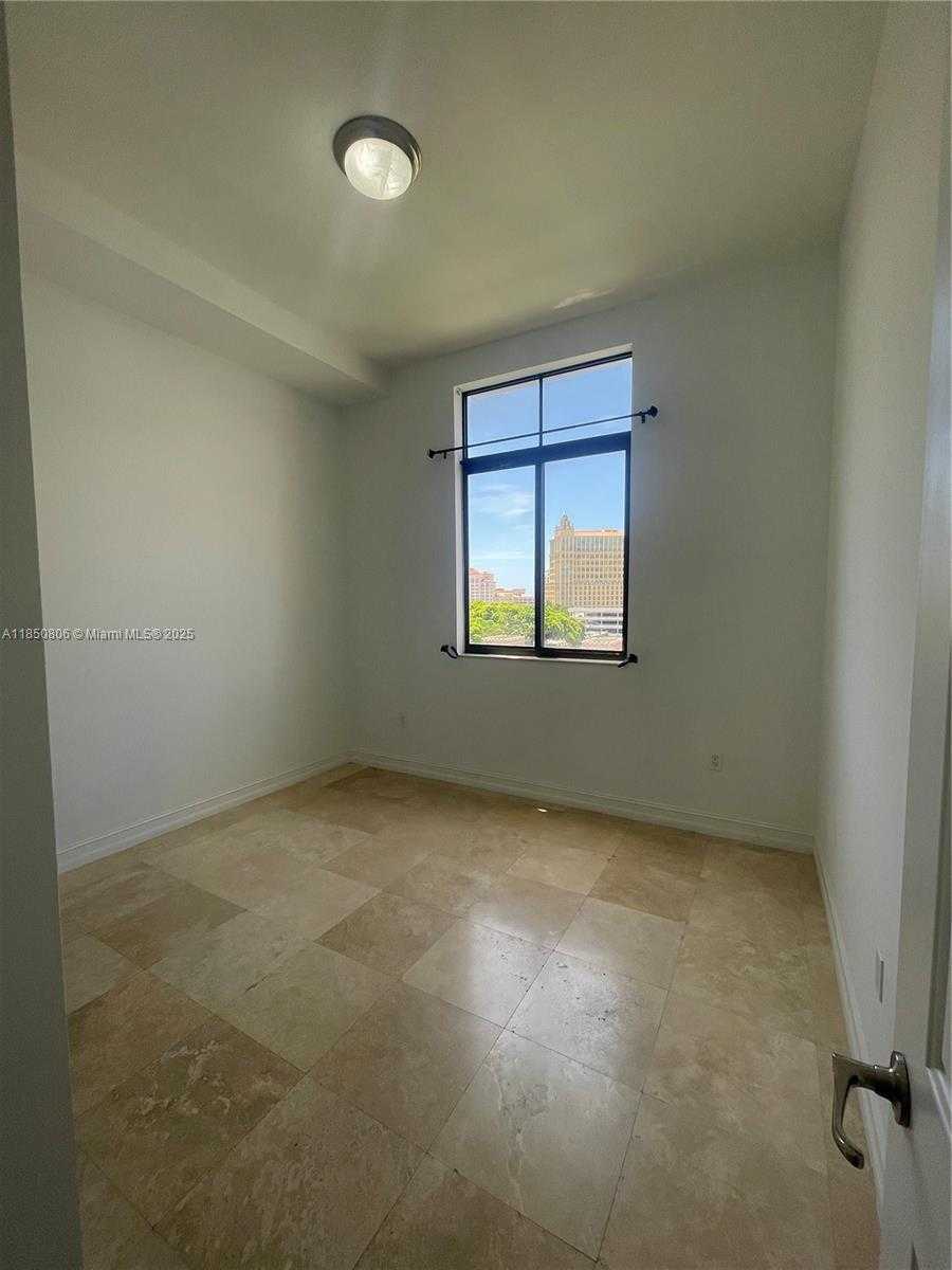 Small Image of 1805 PONCE DE LEON BLVD #633, Coral Gables Number 13