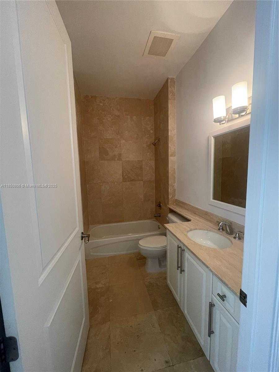 Small Image of 1805 PONCE DE LEON BLVD #633, Coral Gables Number 15