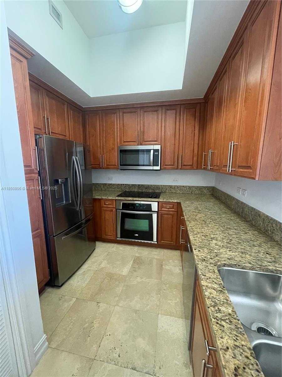 Small Image of 1805 PONCE DE LEON BLVD #633, Coral Gables Number 8