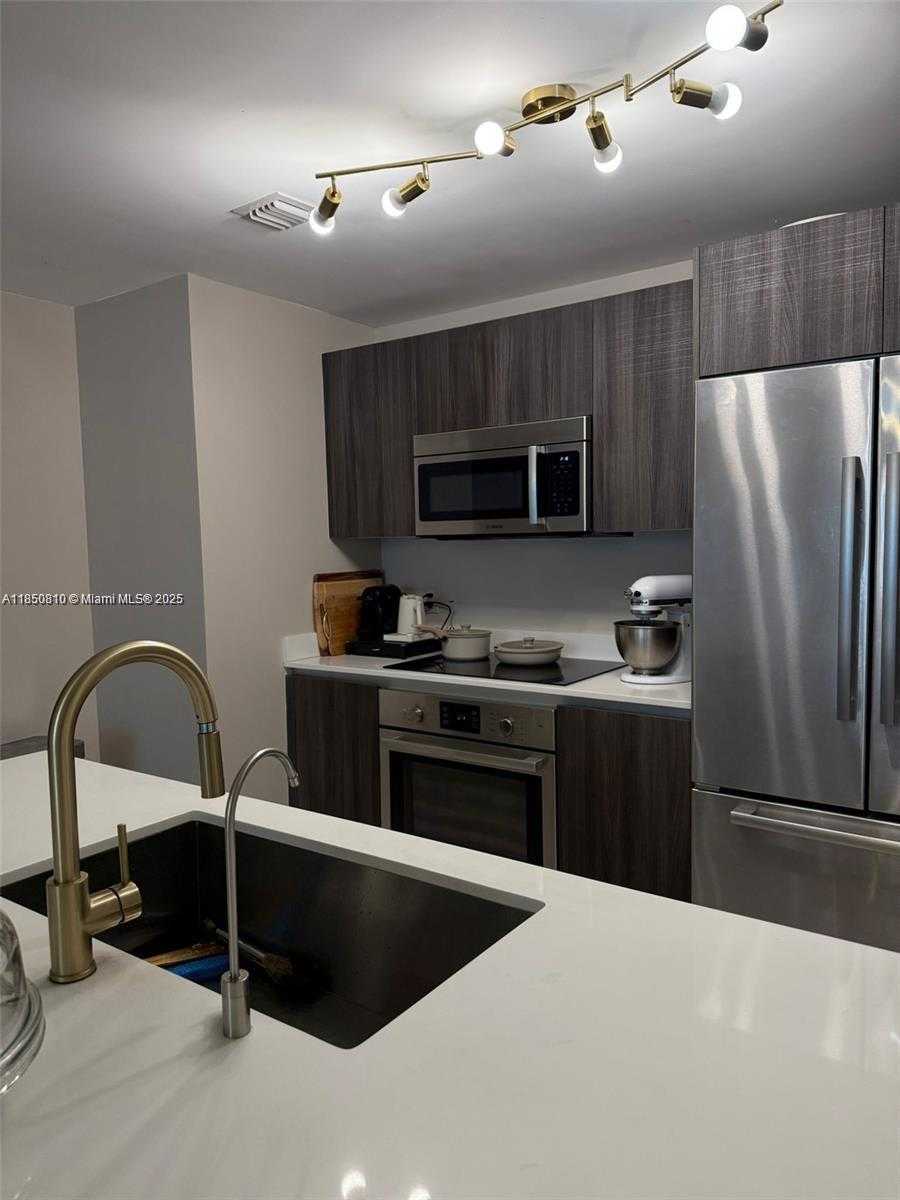 Small Image of 488 NORTH EAST 18TH #2009, Miami Number 10
