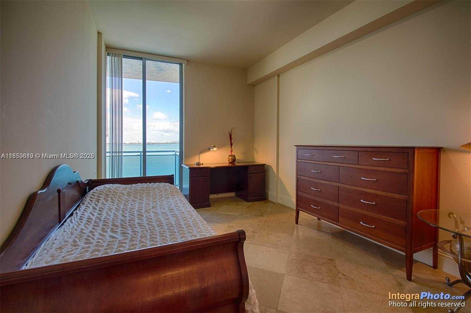 Small Image of 7901 HISPANOLA AVE #1409, North Bay Village Number 10