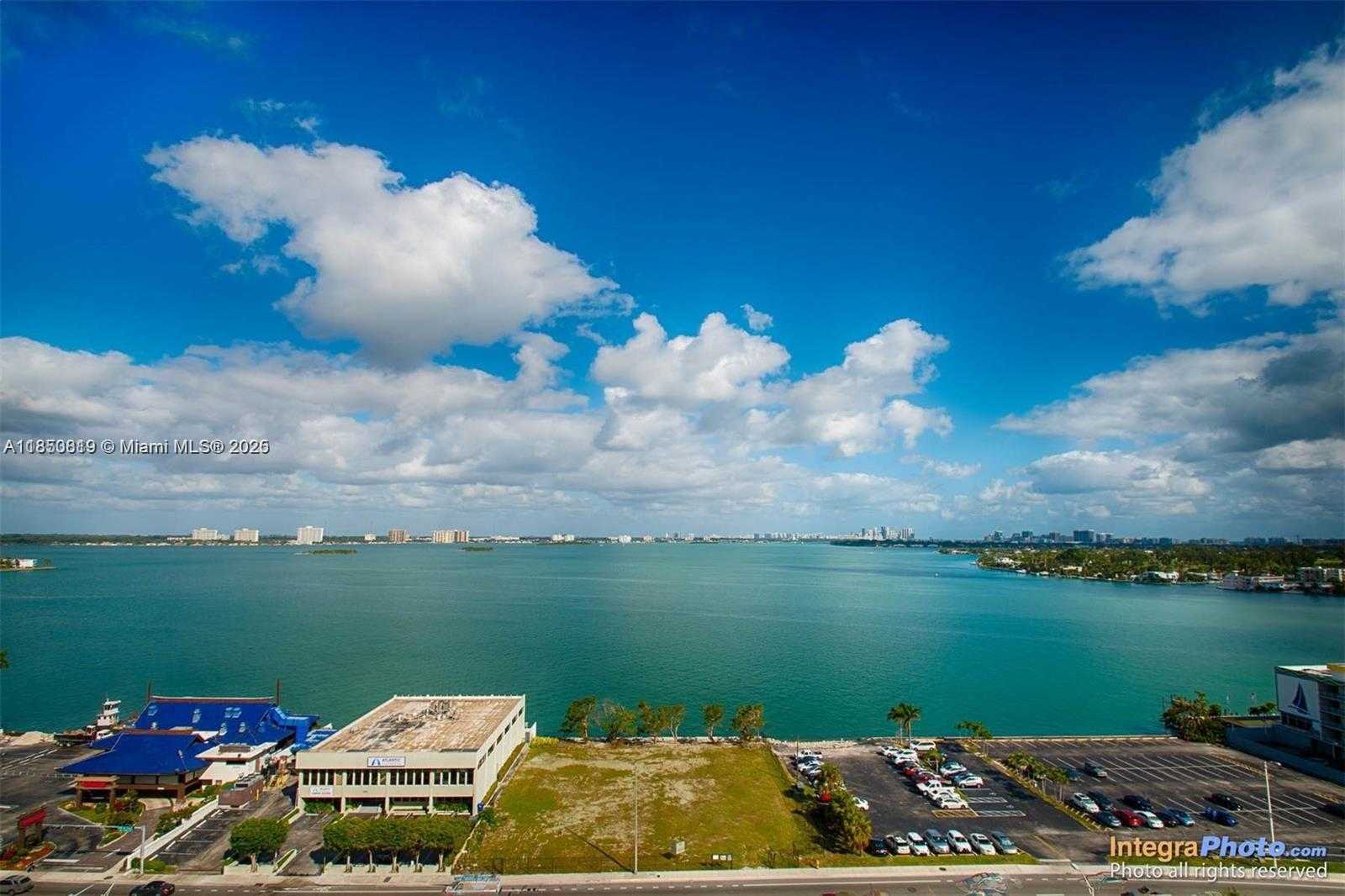 Small Image of 7901 HISPANOLA AVE #1409, North Bay Village Number 3