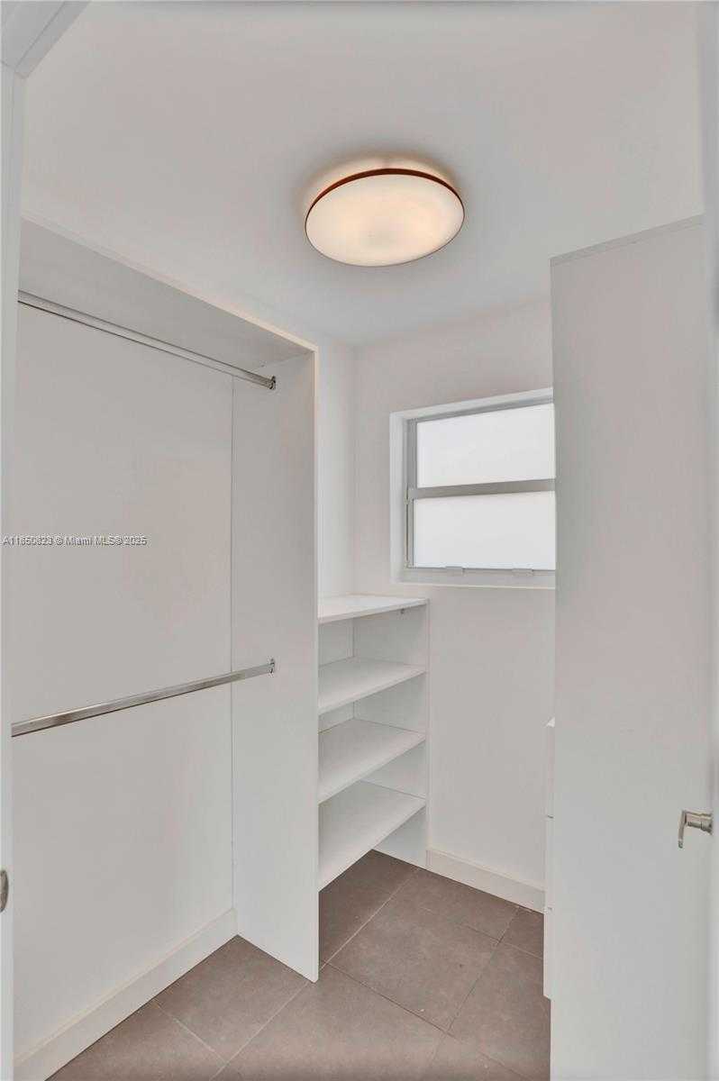 Small Image of 737 NORTH WEST 4TH ST, Hallandale Beach Number 33