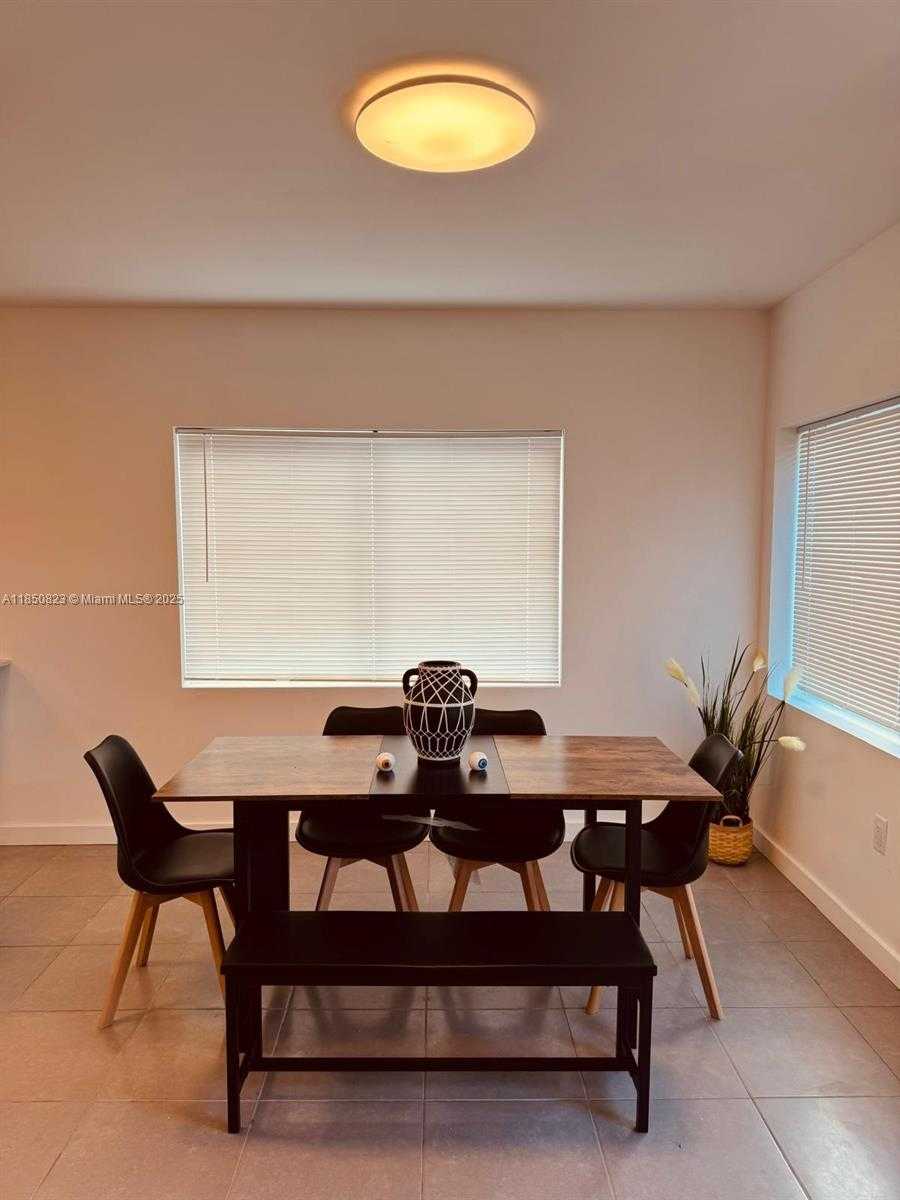 Small Image of 737 NORTH WEST 4TH ST, Hallandale Beach Number 9