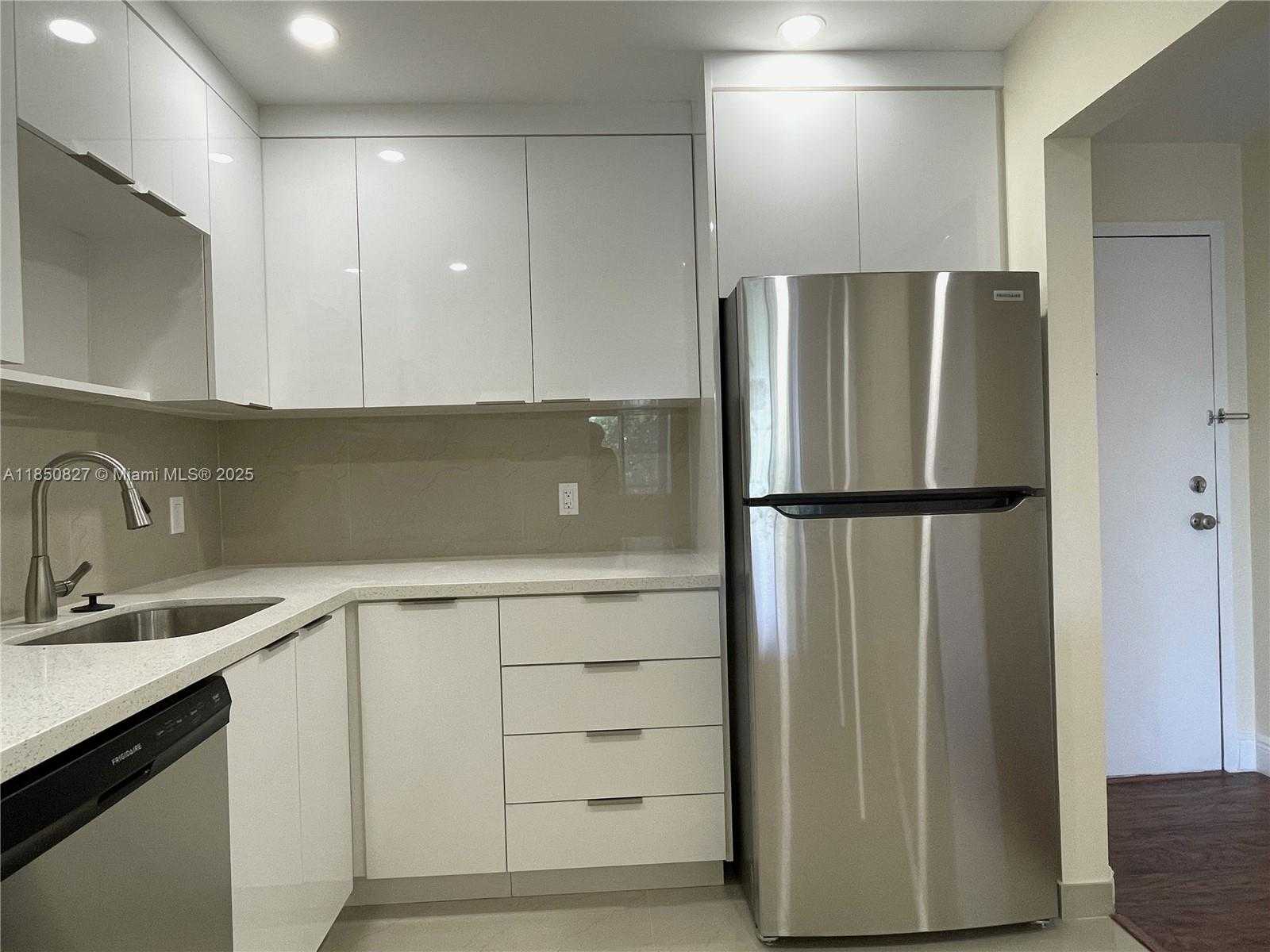 Small Image of 16851 NORTH EAST 23RD AVE #A303, North Miami Beach Number 3
