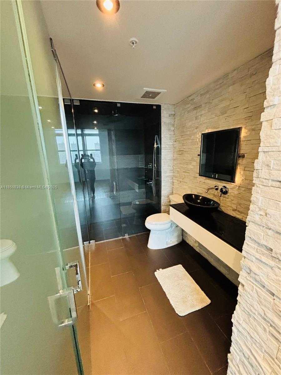 Small Image of 133 NORTH EAST 2ND AVE #3513, Miami Number 31