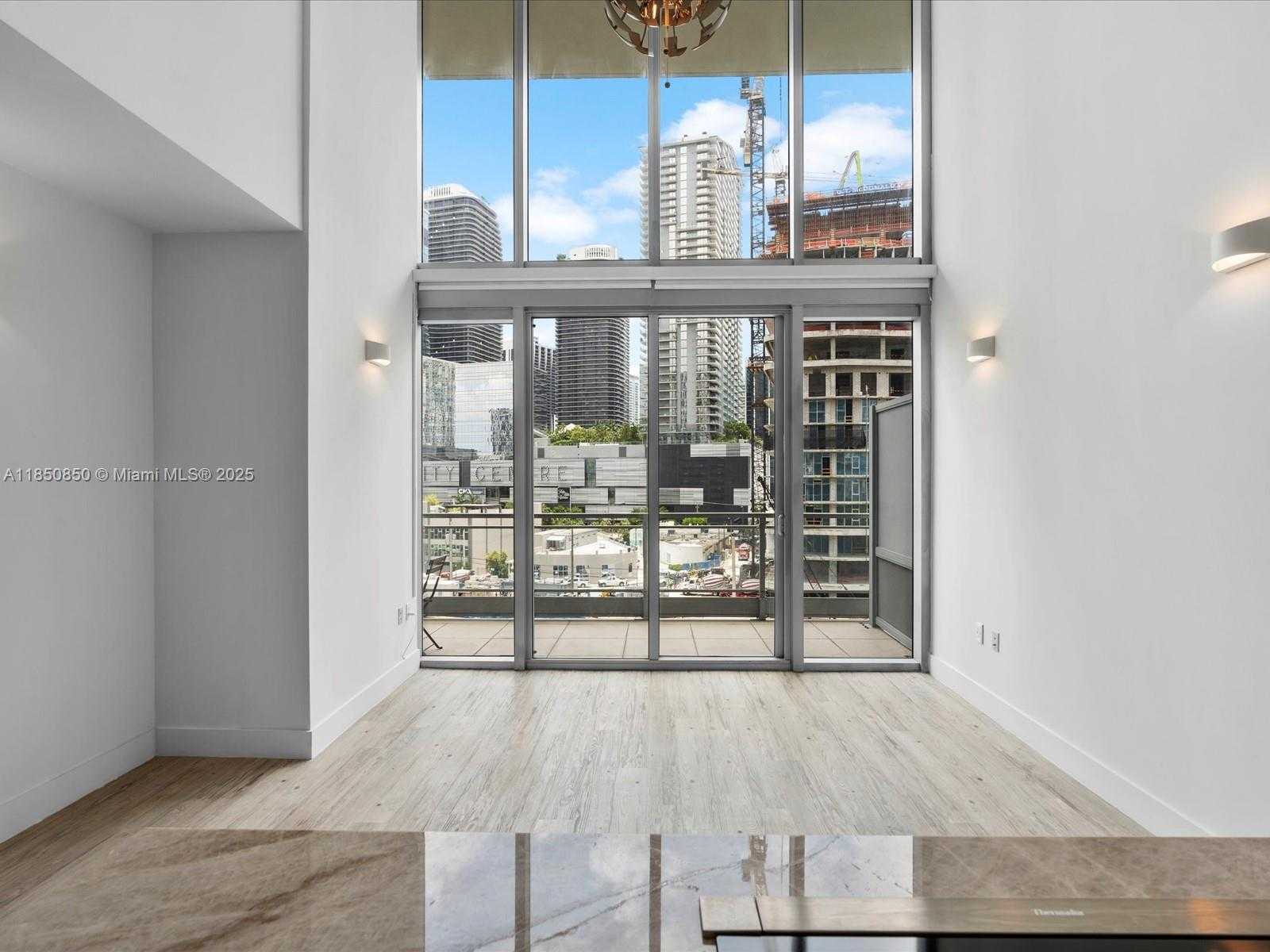 Small Image of 92 SOUTH WEST 3RD ST #704, Miami Number 5