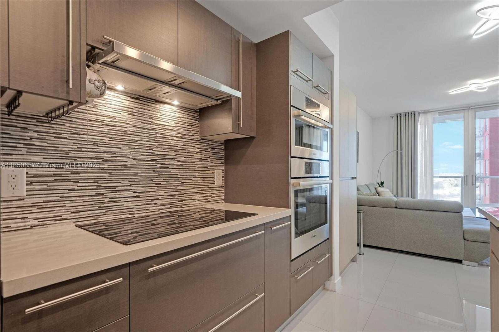 Small Image of 7825 NORTH WEST 107TH AVE #618, Doral Number 10