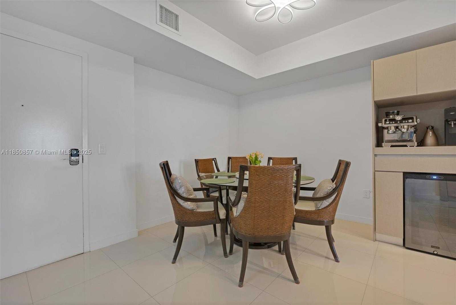 Small Image of 7825 NORTH WEST 107TH AVE #618, Doral Number 15