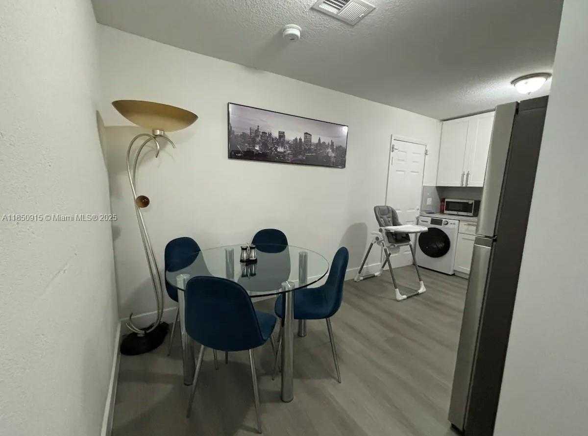 Small Image of 3318 NORTH WEST 19TH AVE #1, Miami Number 4