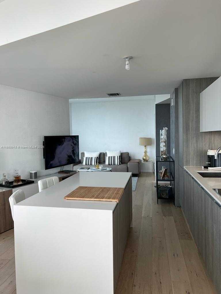 Small Image of 2900 NORTH EAST 7TH AVE #4209, Miami Number 5