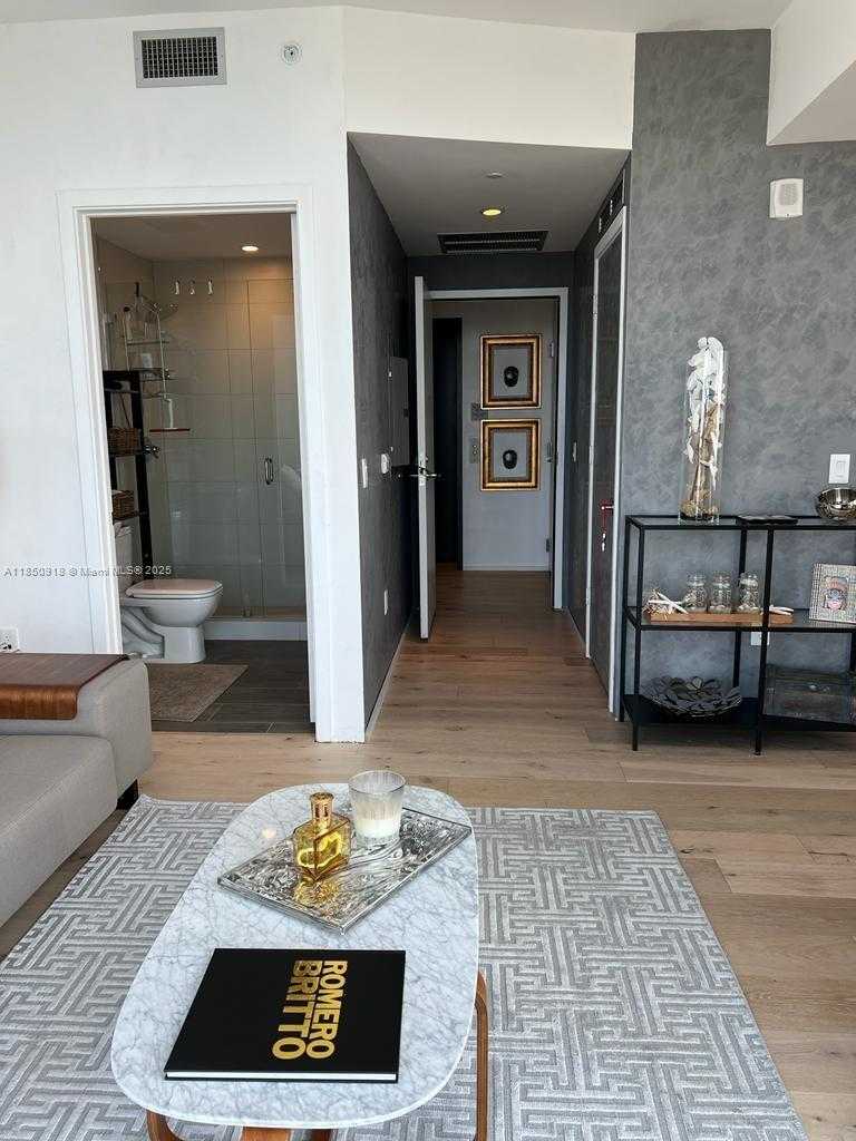 Small Image of 2900 NORTH EAST 7TH AVE #4209, Miami Number 6