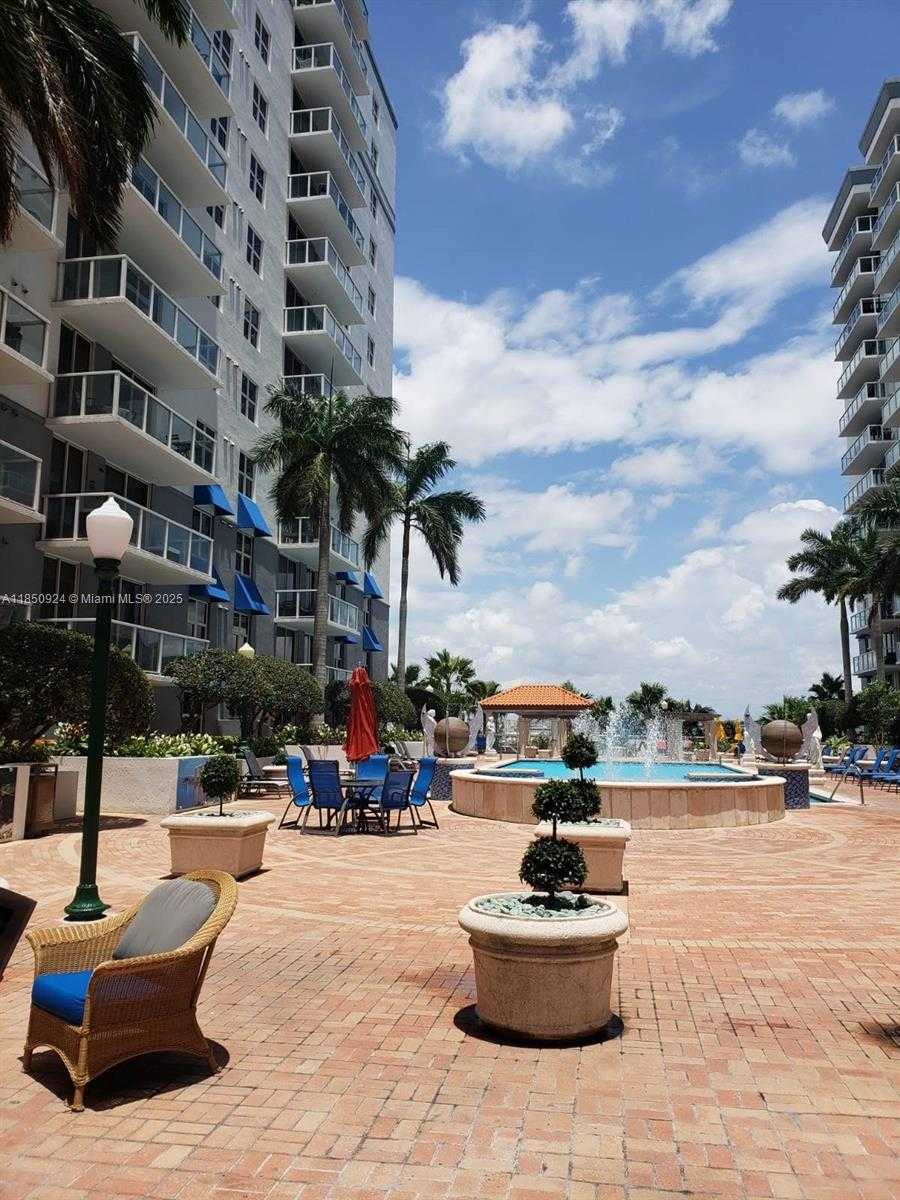 Small Image of 5085 NORTH WEST 7TH ST #808, Miami Number 11