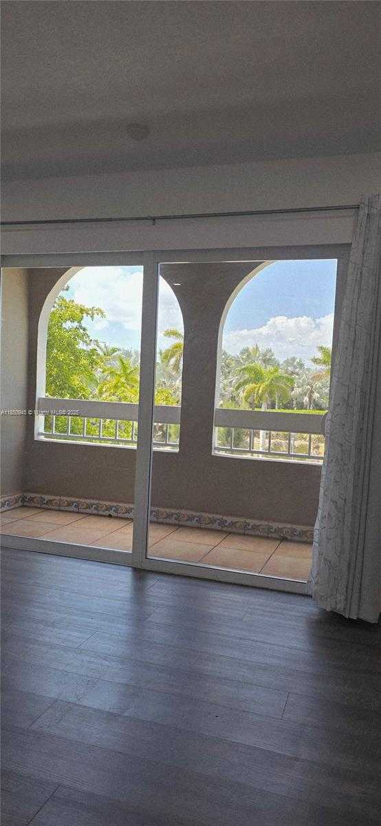 Small Image of 7707 CAMINO REAL #B-411, Miami Number 11