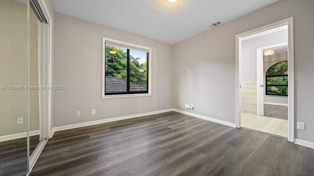 Small Image of 5831 NORTH WEST 81ST TER, Parkland Number 44