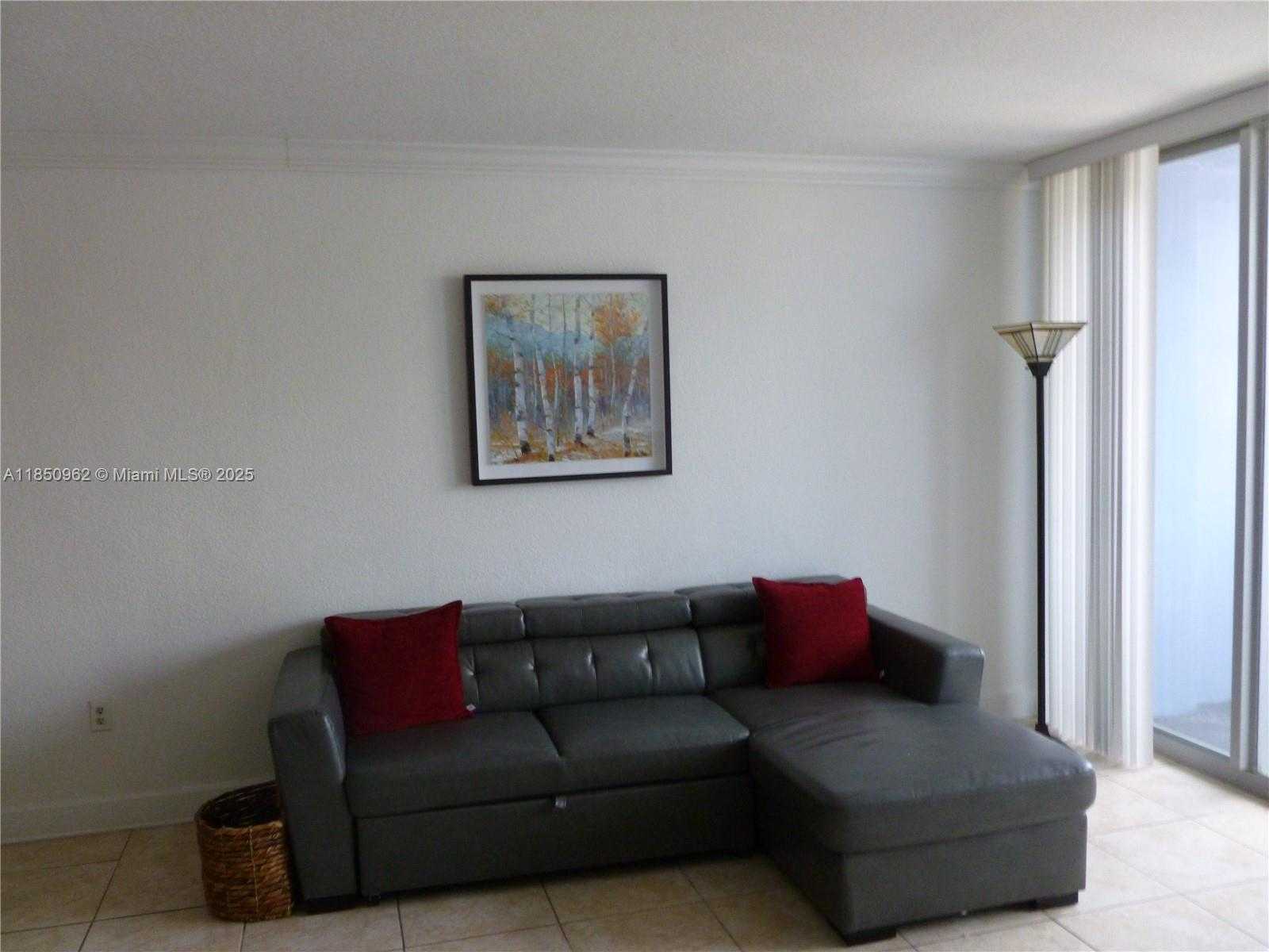 Small Image of 401 69TH ST #210, Miami Beach Number 10