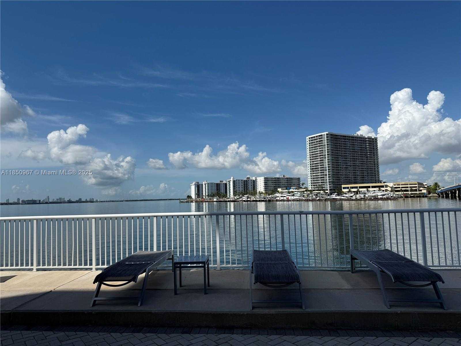Small Image of 2016 BAY DR #202, Miami Beach Number 13