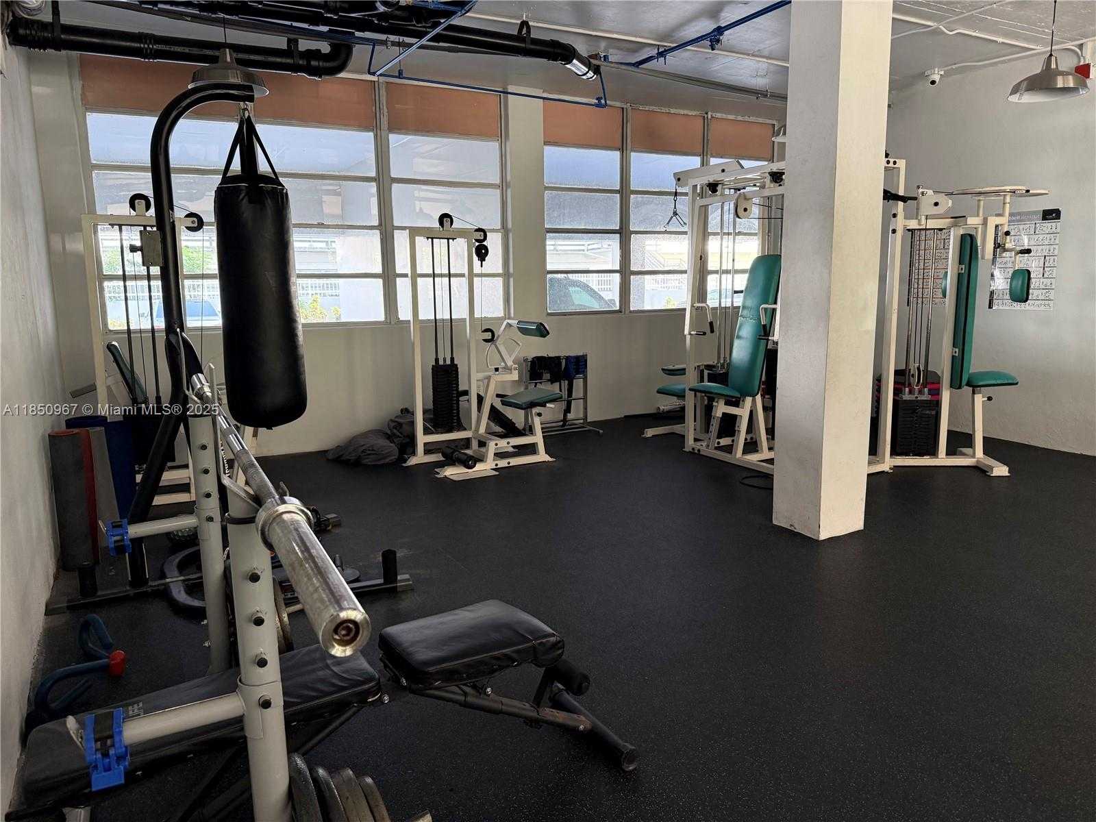 Small Image of 2016 BAY DR #202, Miami Beach Number 8