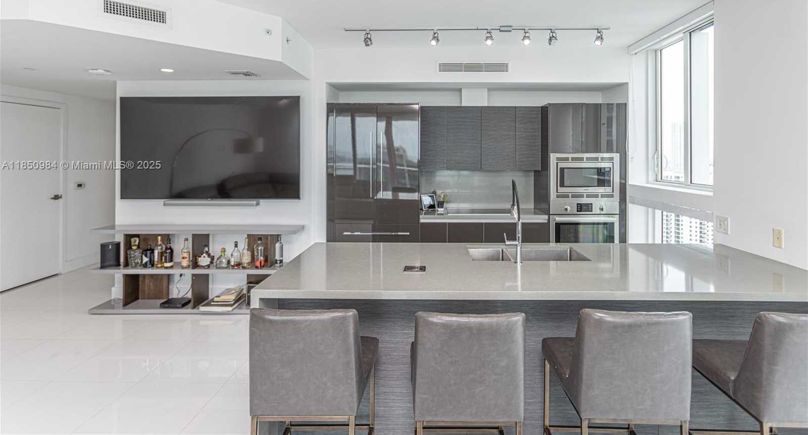 Small Image of 1080 BRICKELL AVE #3906, Miami Number 15