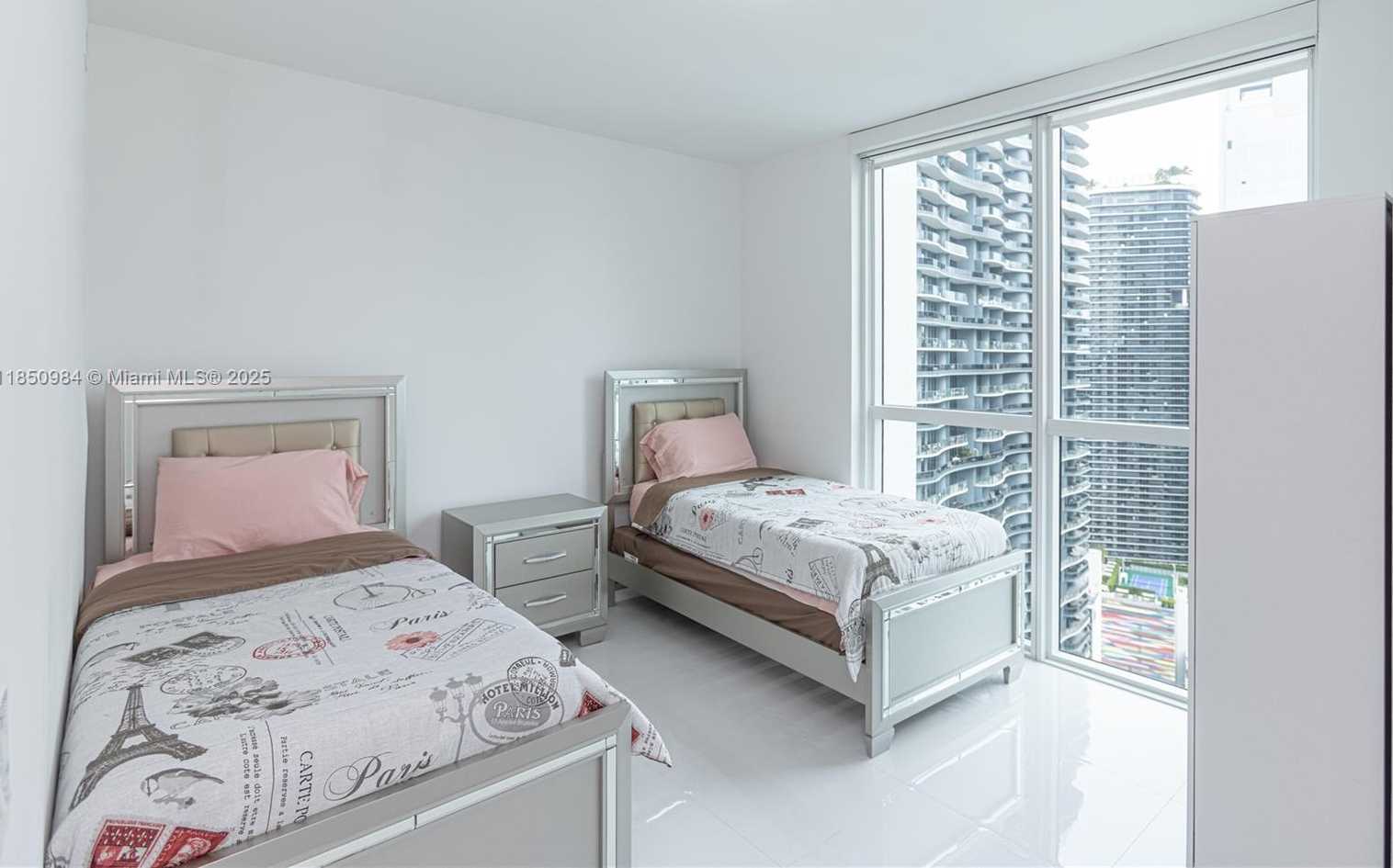Small Image of 1080 BRICKELL AVE #3906, Miami Number 9
