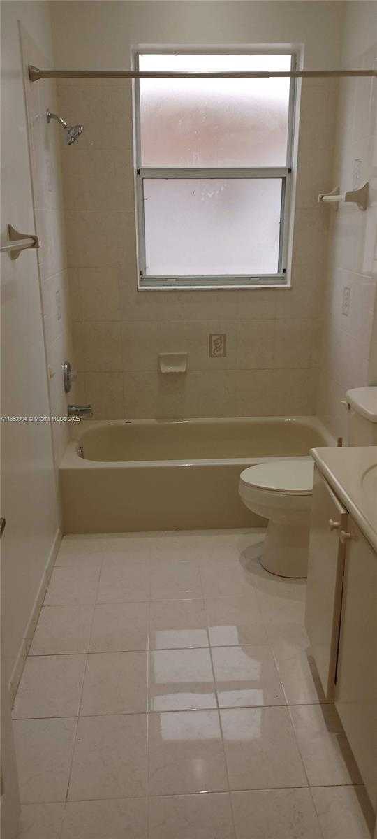 Small Image of 2210 NORTH EAST 37TH RD, Homestead Number 19