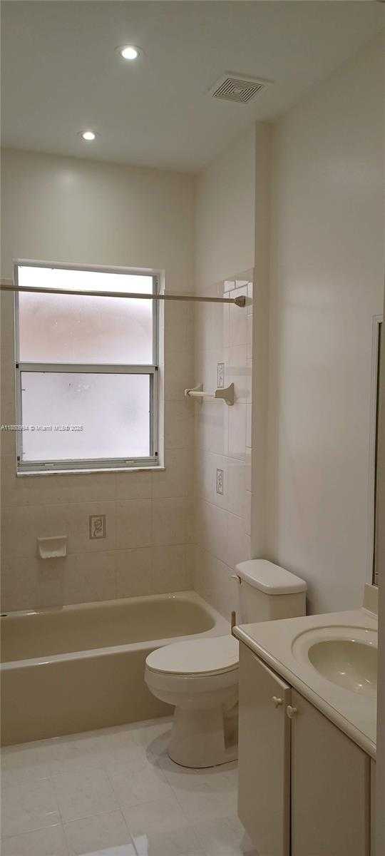 Small Image of 2210 NORTH EAST 37TH RD, Homestead Number 22