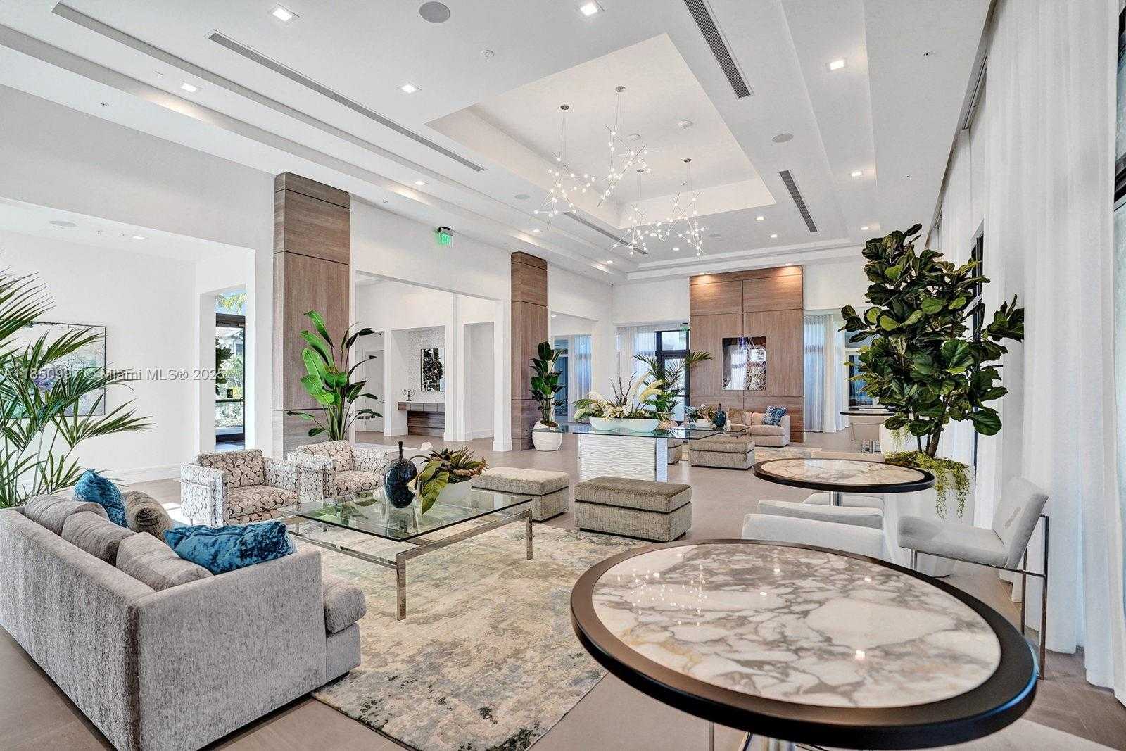 Small Image of 4648 NORTH WEST 83RD PATH #4648, Doral Number 19
