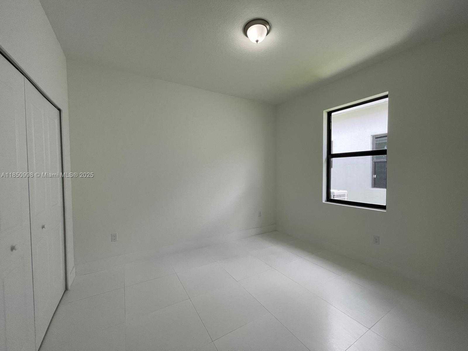 Small Image of 19447 SOUTH WEST 124TH CT #2, Miami Number 3