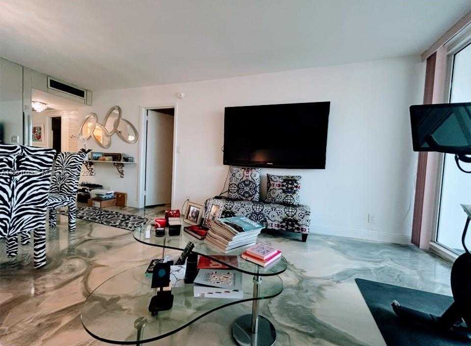 Small Image of 2030 SOUTH OCEAN DR #1802, Hallandale Beach Number 19
