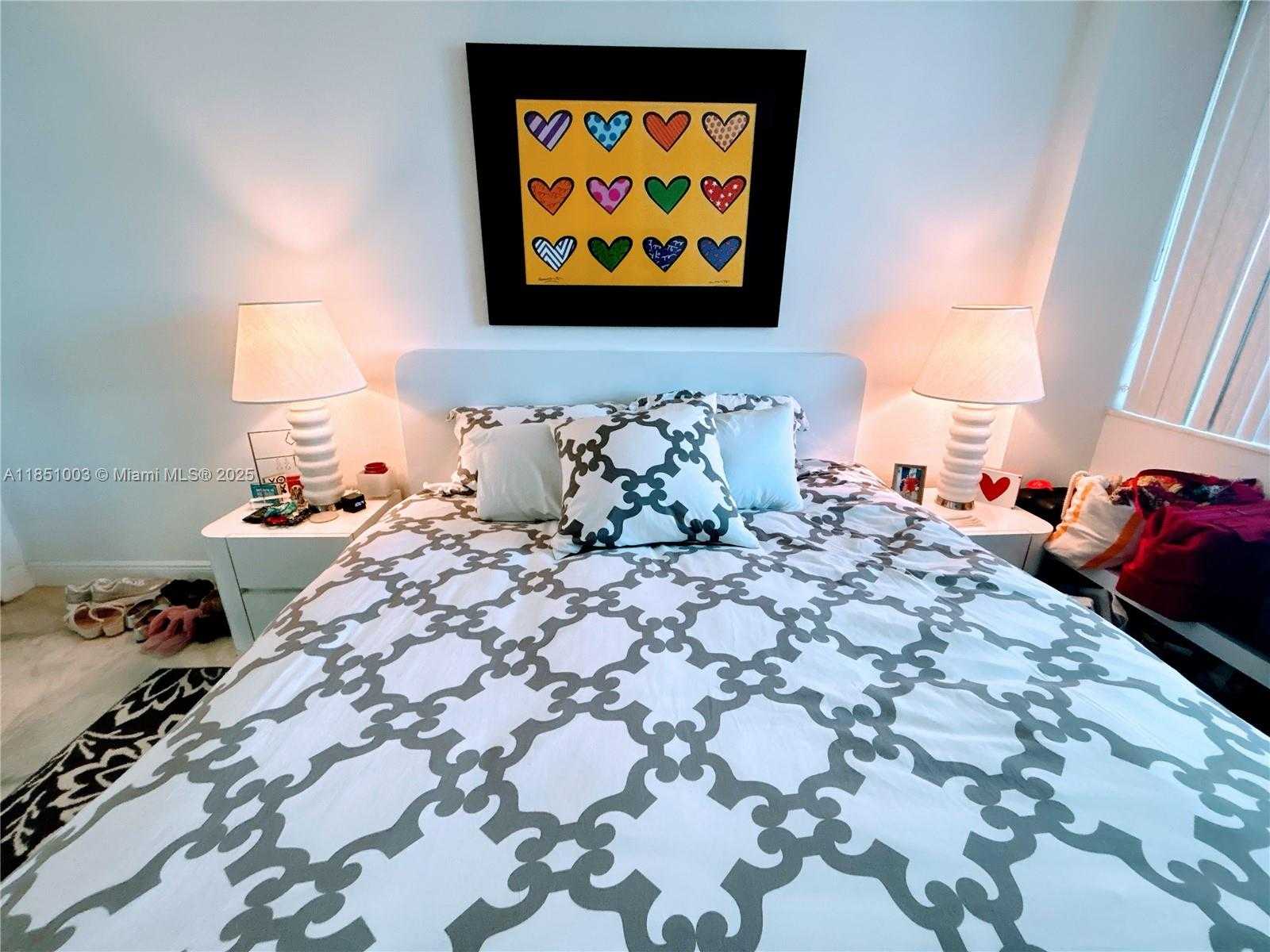 Small Image of 2030 SOUTH OCEAN DR #1802, Hallandale Beach Number 21