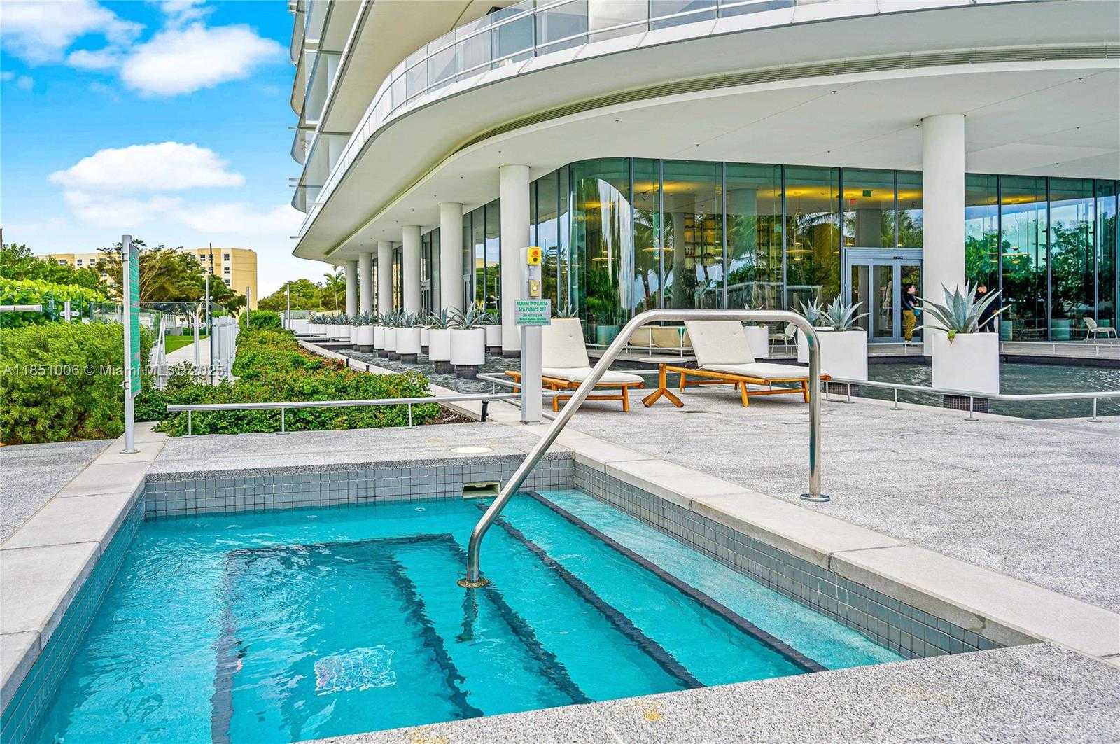 Small Image of 8701 COLLINS AVE #1003, Miami Beach Number 19