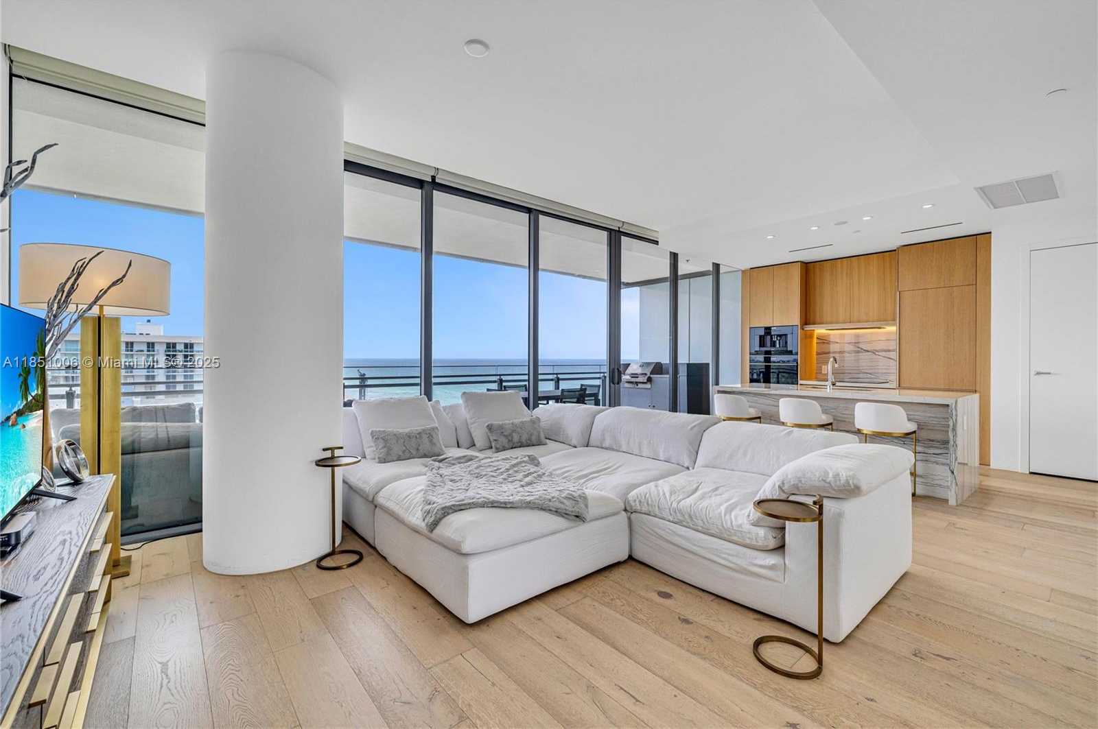 Small Image of 8701 COLLINS AVE #1003, Miami Beach Number 3