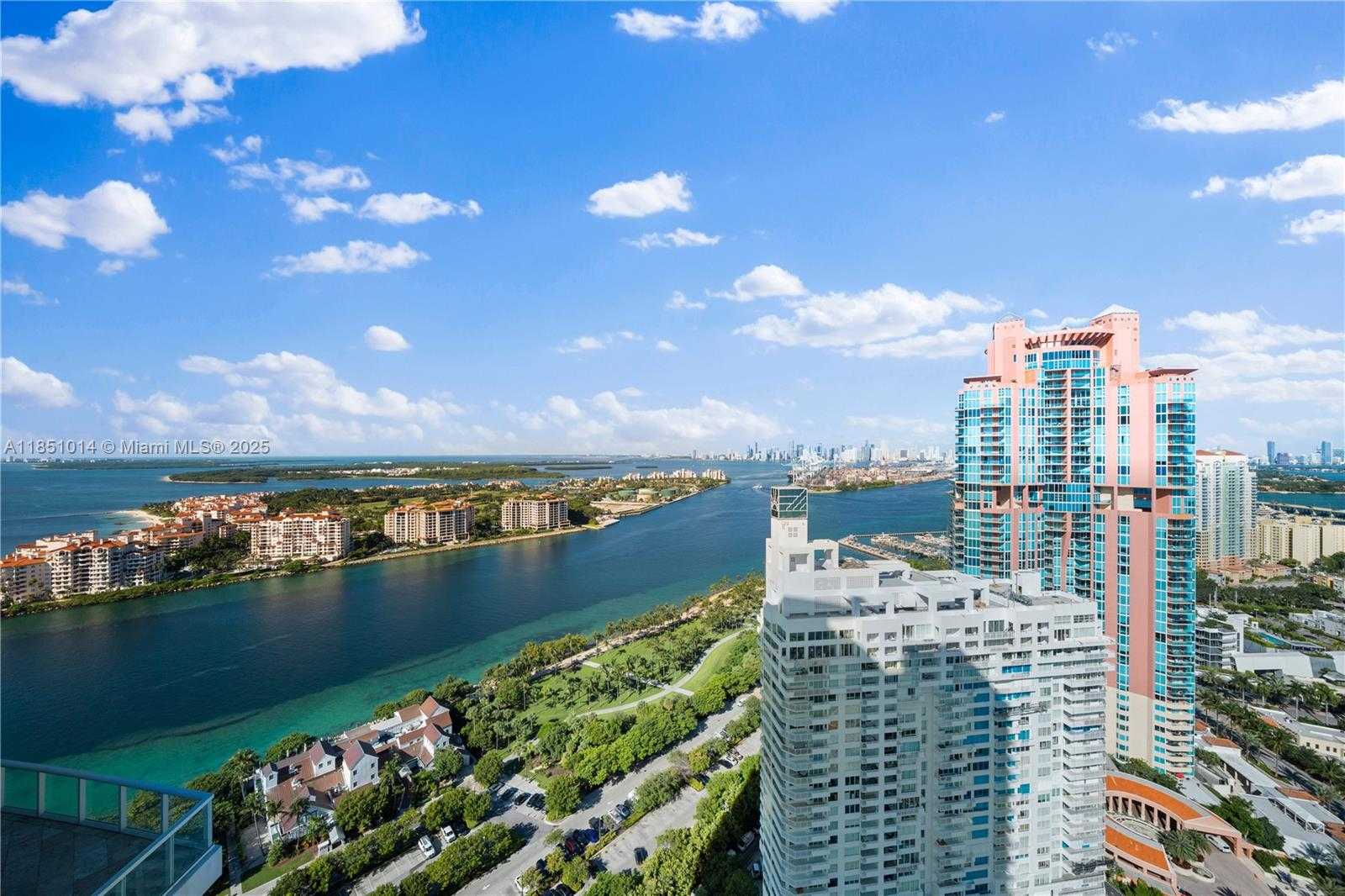 Small Image of 100 SOUTH POINTE DR #3207, Miami Beach Number 22