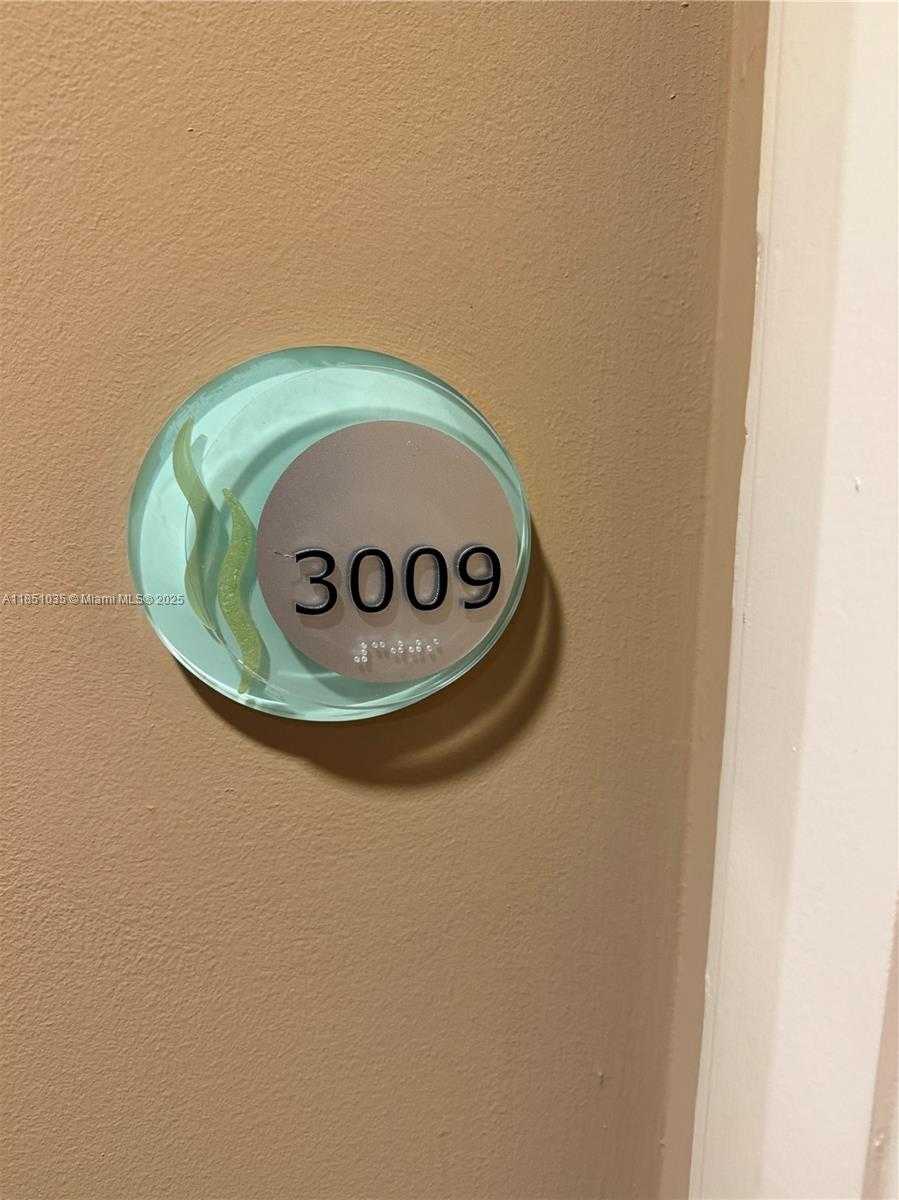 Small Image of 253 NORTH EAST 2ND ST #3009, Miami Number 31