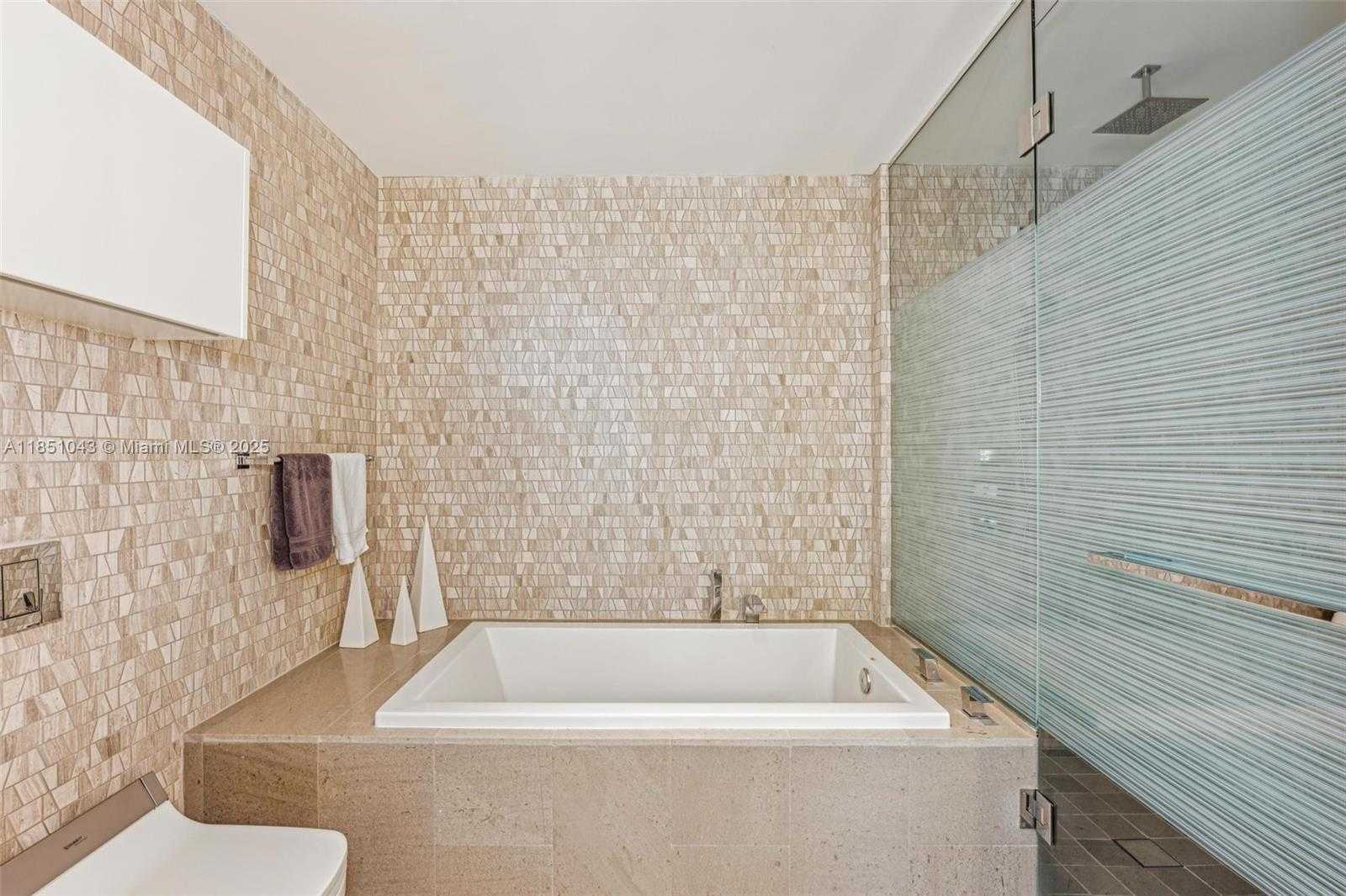 Small Image of 88 SOUTH WEST 7TH ST #2111, Miami Number 17