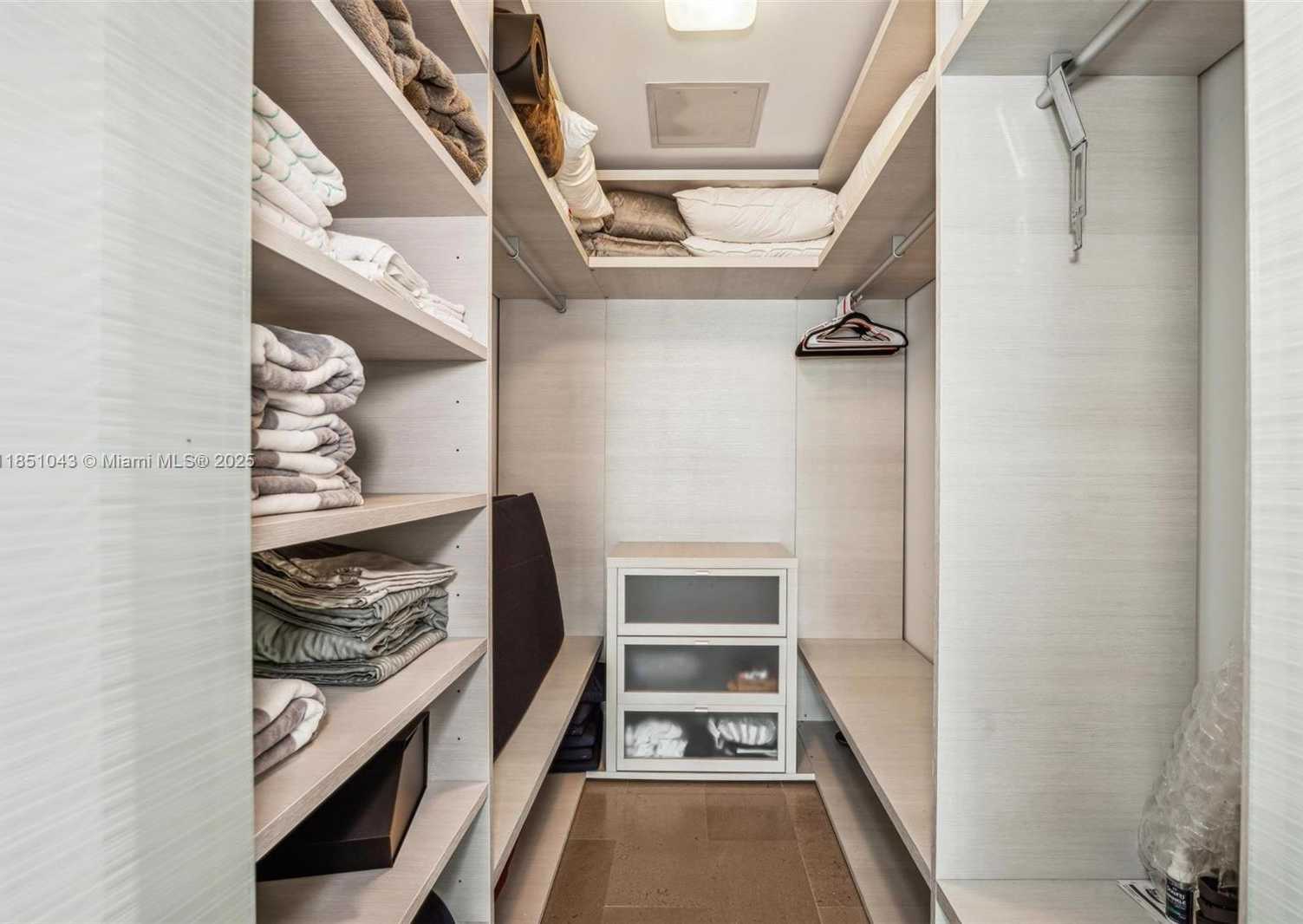 Small Image of 88 SOUTH WEST 7TH ST #2111, Miami Number 19