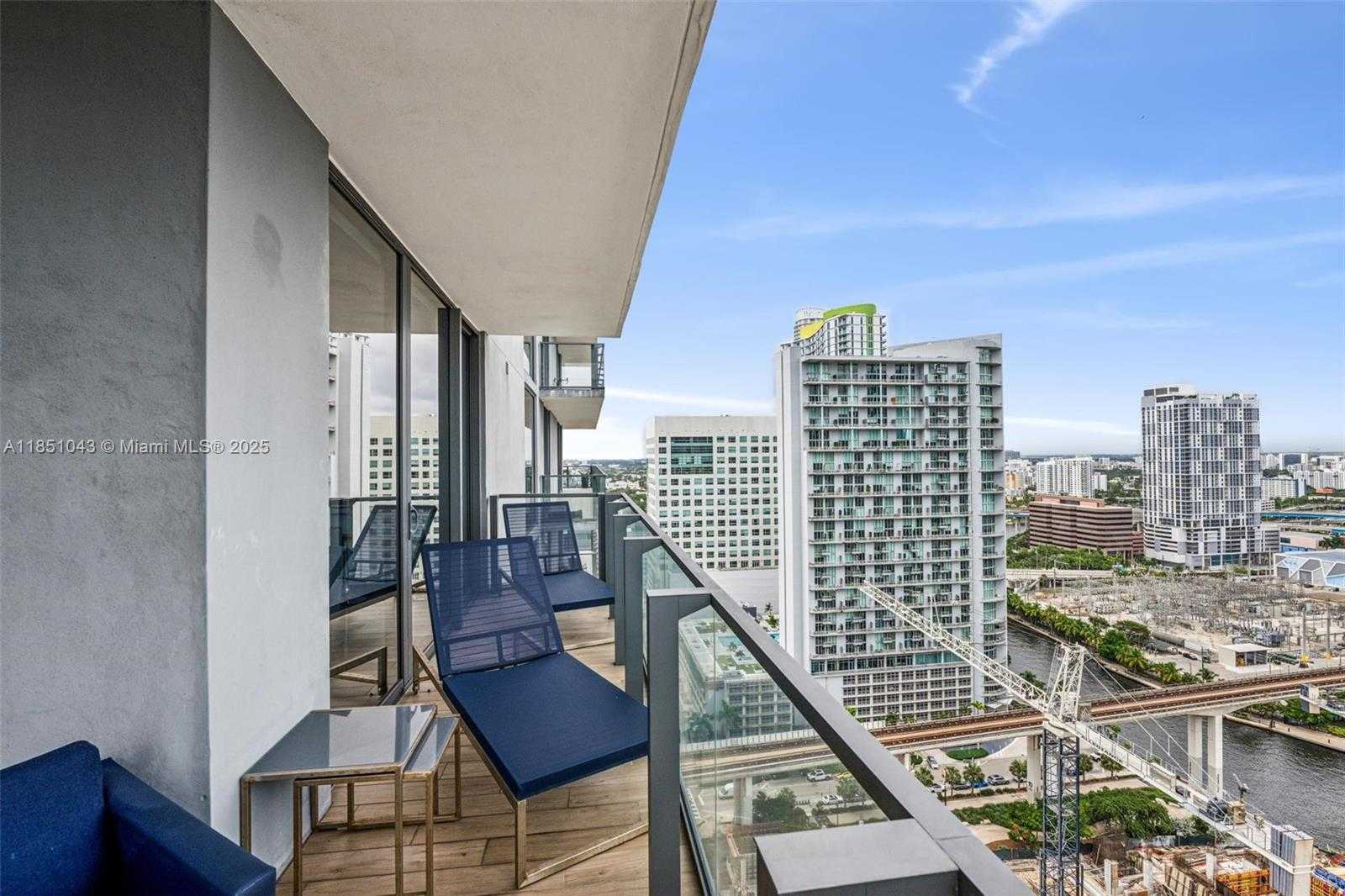 Small Image of 88 SOUTH WEST 7TH ST #2111, Miami Number 25