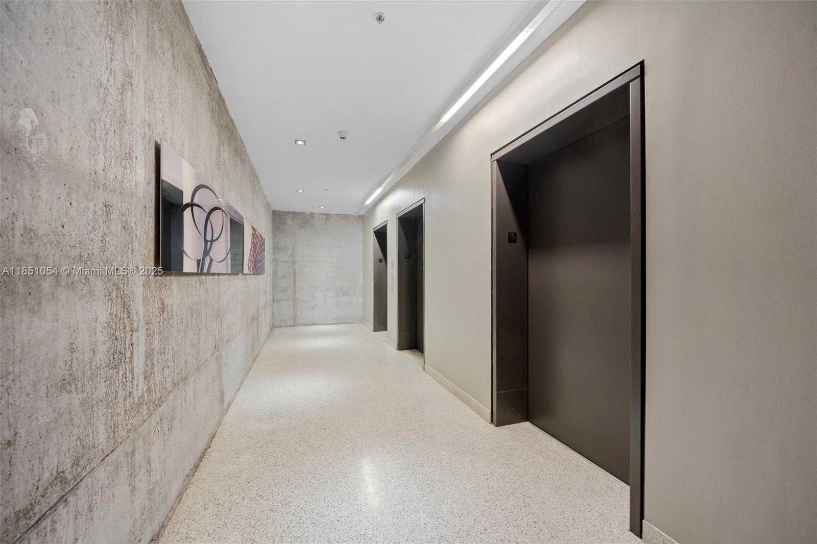 Small Image of 3470 EAST COAST AVE #H1013, Miami Number 4