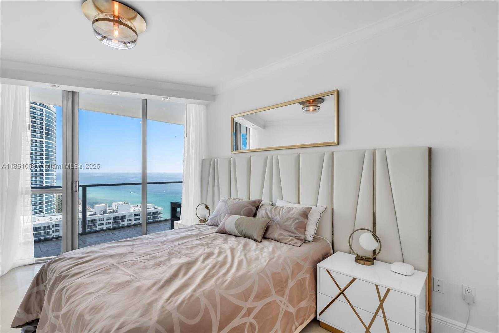 Small Image of 3101 SOUTH OCEAN DR #2605, Hollywood Number 11
