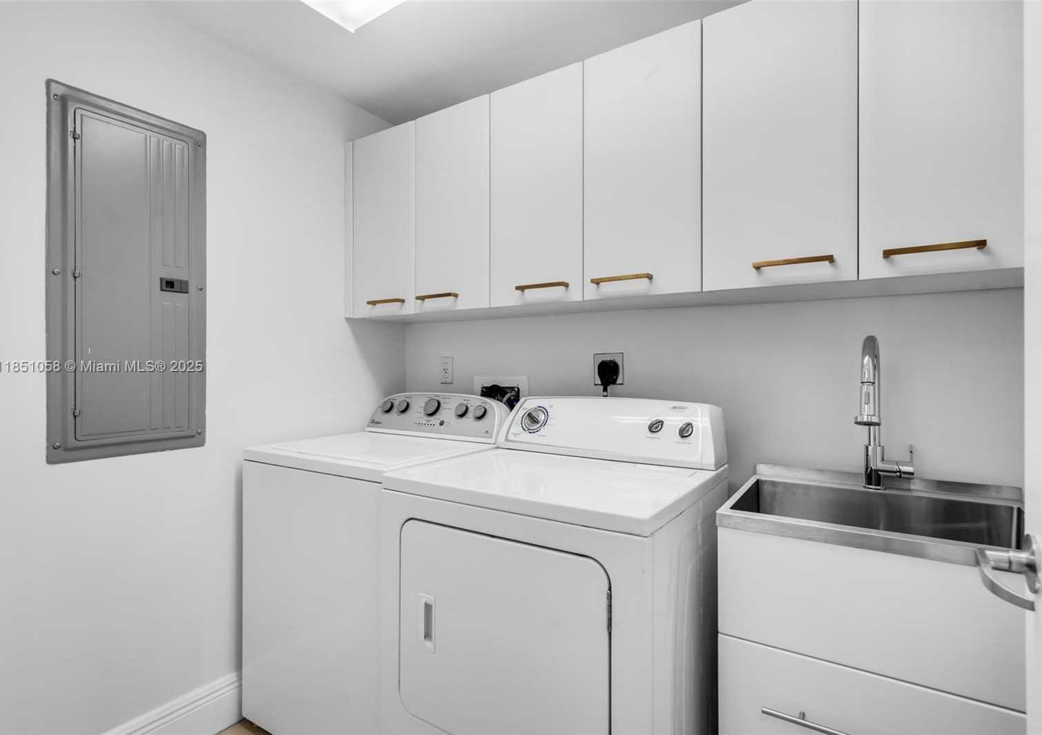 Small Image of 3101 SOUTH OCEAN DR #2605, Hollywood Number 21