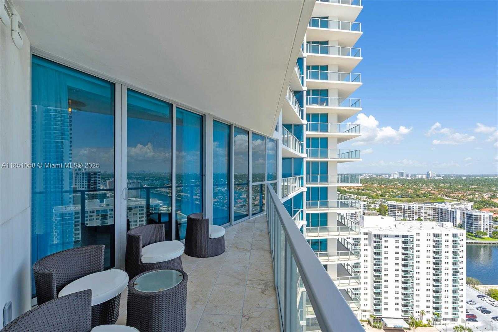 Small Image of 3101 SOUTH OCEAN DR #2605, Hollywood Number 30