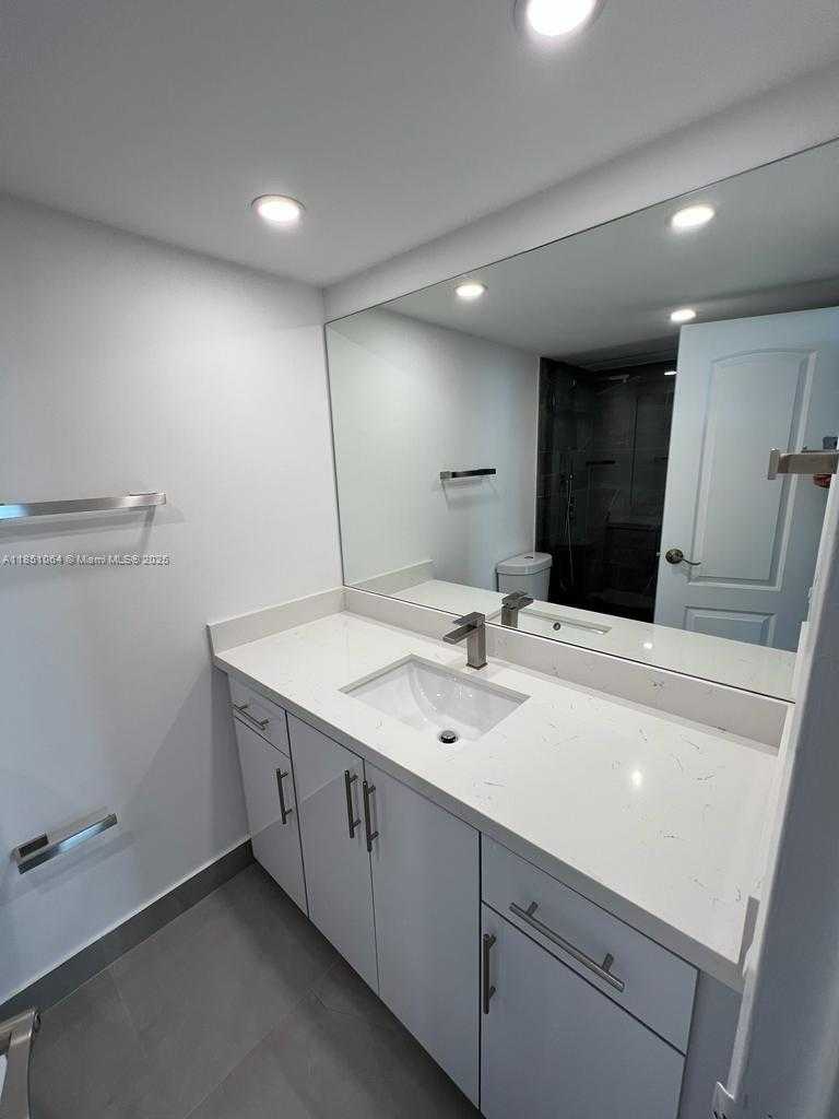 Small Image of 701 THREE ISLANDS BLVD #108, Hallandale Beach Number 11