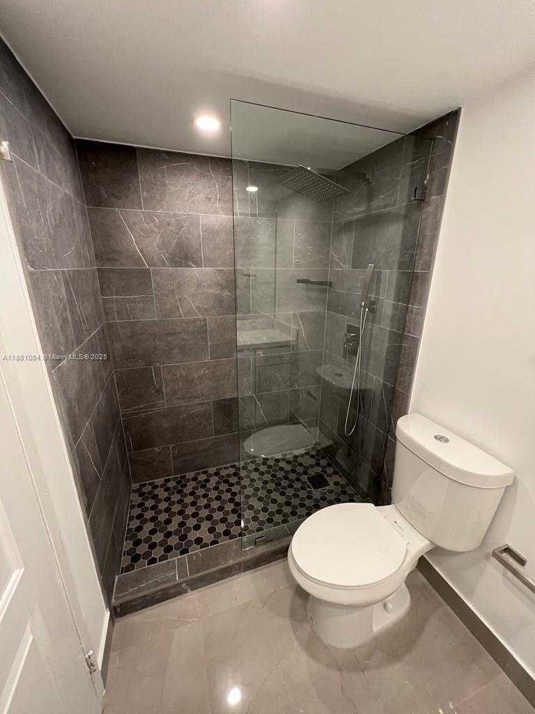 Small Image of 701 THREE ISLANDS BLVD #108, Hallandale Beach Number 13