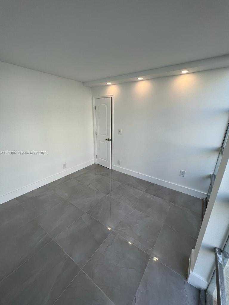 Small Image of 701 THREE ISLANDS BLVD #108, Hallandale Beach Number 22