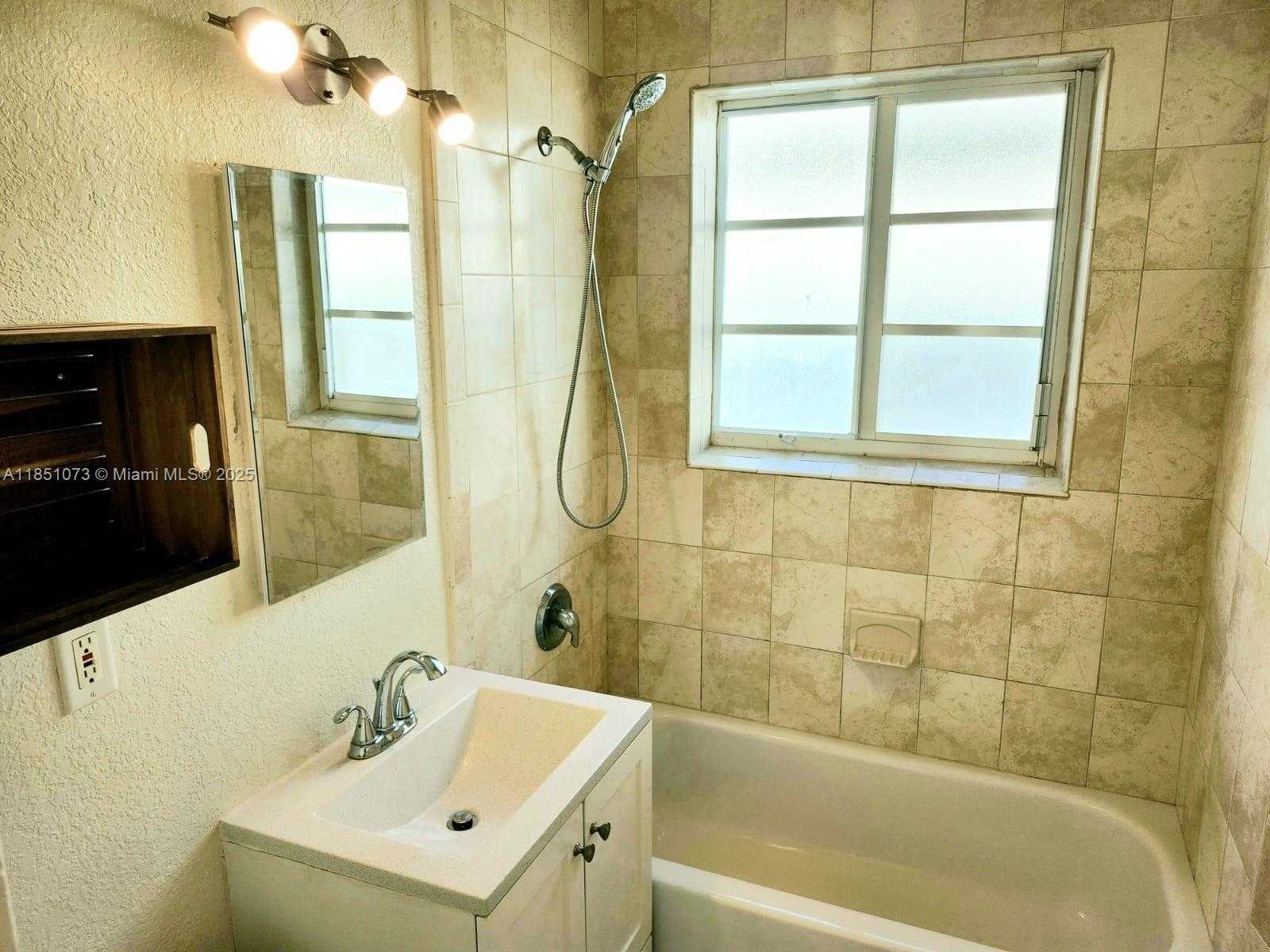 Small Image of 340 84TH ST #3, Miami Beach Number 16