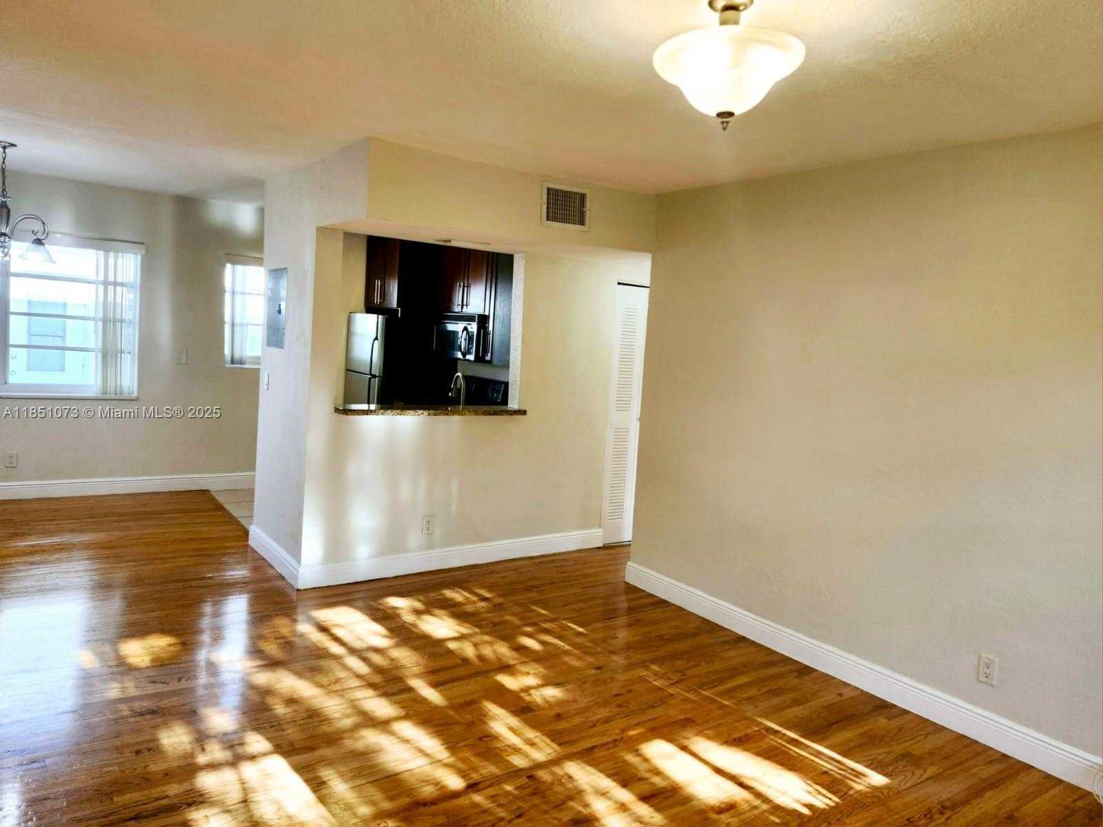 Small Image of 340 84TH ST #3, Miami Beach Number 8