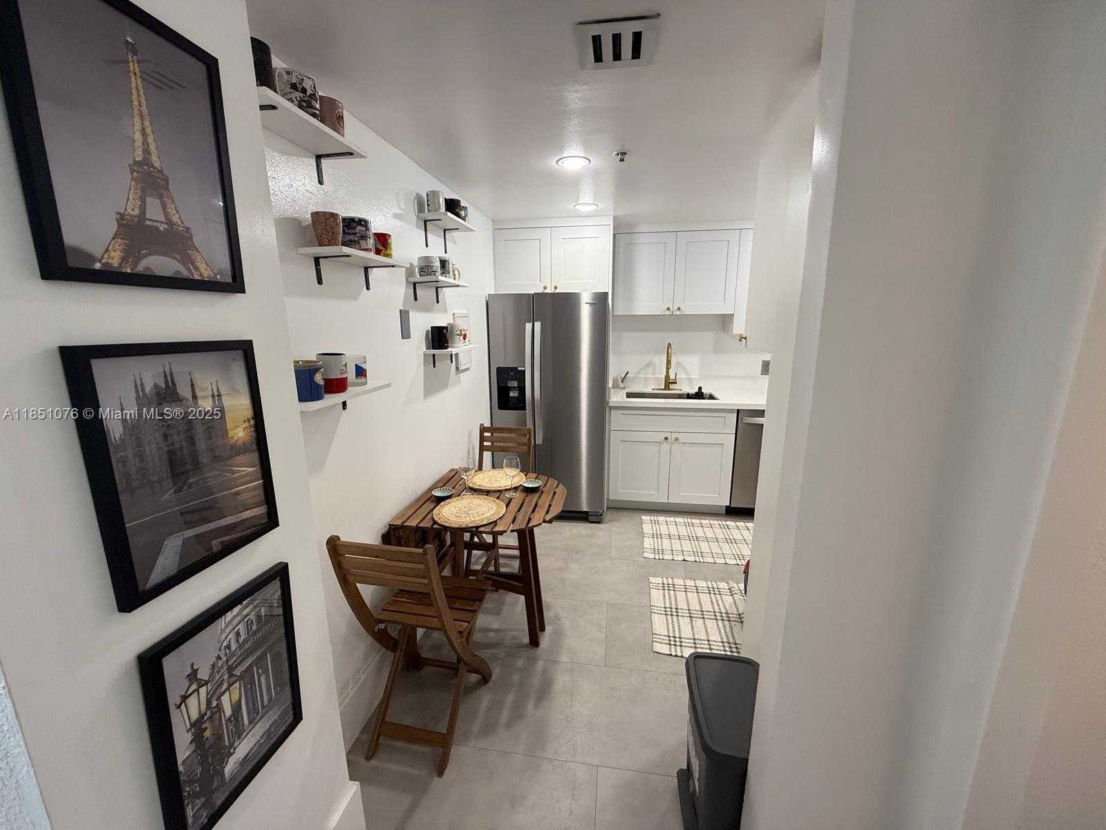 Small Image of 2829 INDIAN CREEK DR #408, Miami Beach Number 7